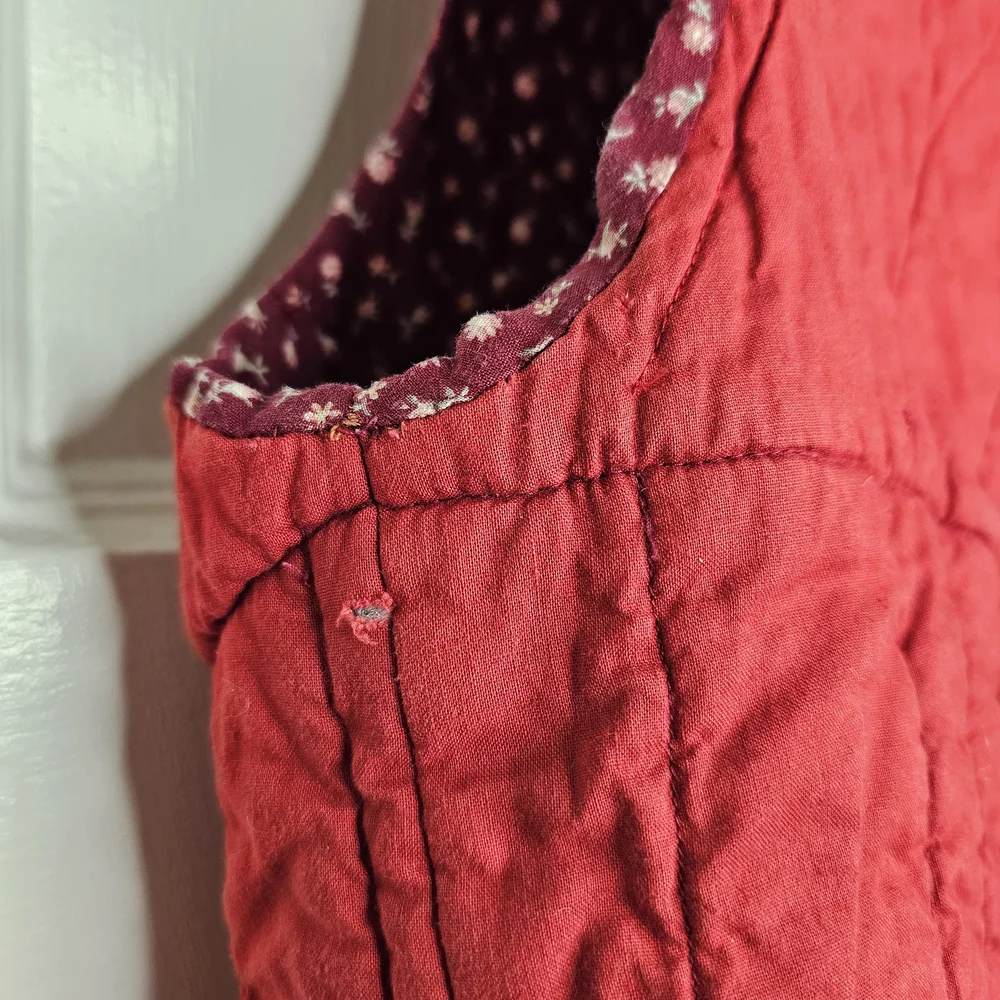 VTG Quilted Patchwork Reversible Vest - Picture 11 of 16